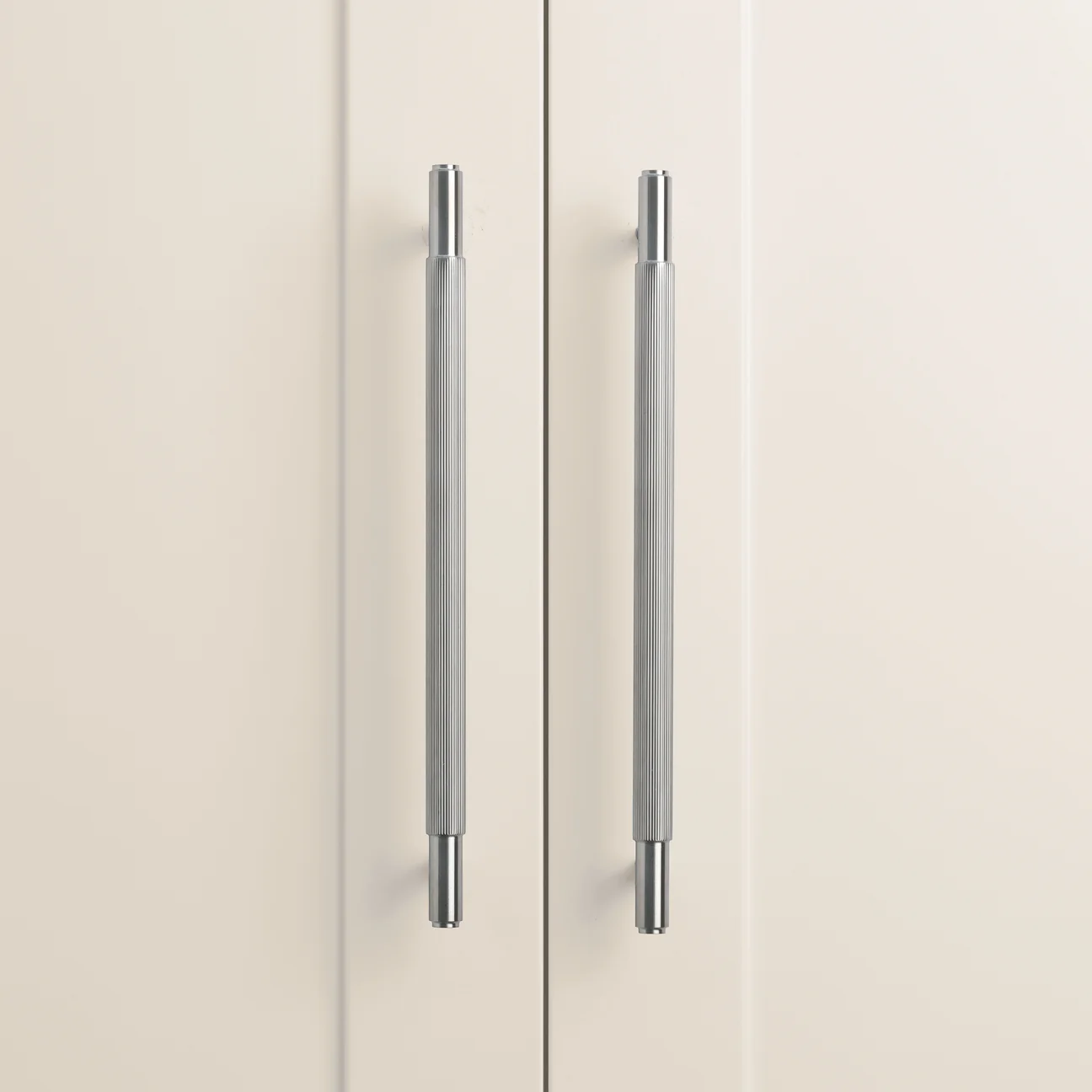 Lined Design Cabinet Handle